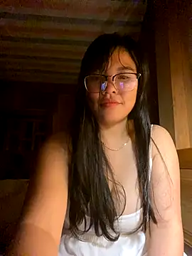 Snapshot of sexybaby_00 chatting on 10.08.25 sexybaby 00 online show from 10.08.25