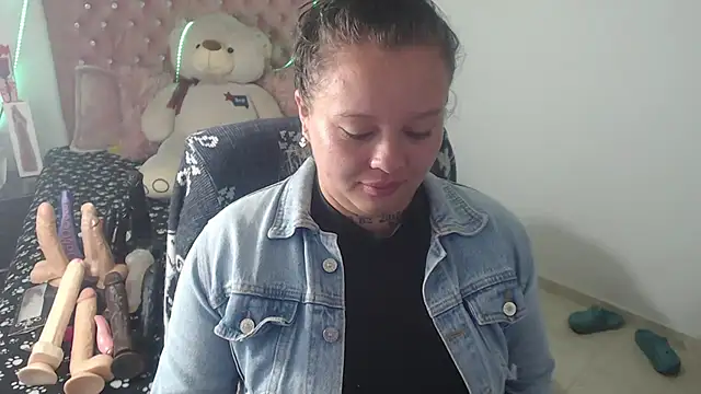 patty squirt  online show from 02.17.26