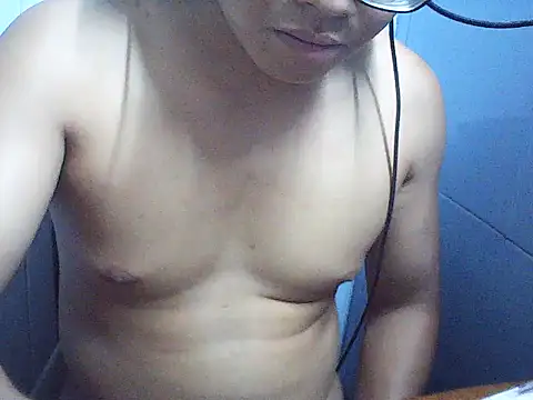 Snapshot of ANonngDan79 chatting on 12.16.25 ANonngDan79 online show from 12.16.25