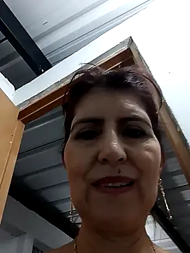 Snapshot of swity_foster chatting on 01.15.26 swity foster online show from 01.15.26