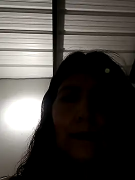 Snapshot of swity_foster chatting on 01.17.26 swity foster online show from 01.17.26