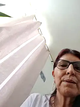 Snapshot of swity_foster chatting on 02.22.26 swity foster online show from 02.22.26