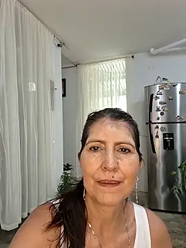 Snapshot of swity_foster chatting on 02.25.26 swity foster online show from 02.25.26