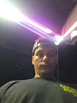 twistafatpipe online show from 10.15.25