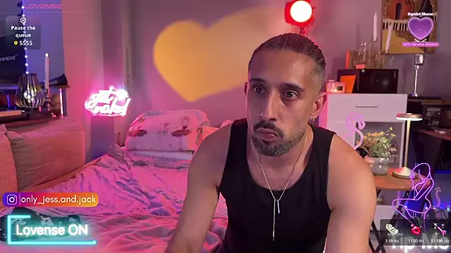 Secret Lovers1 online show from 04.01.26