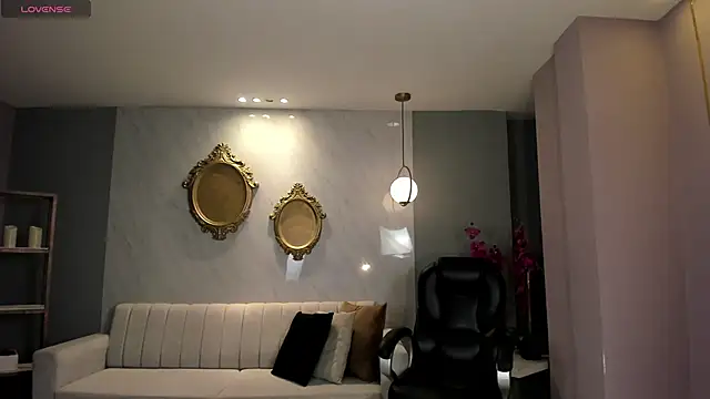 NataliaGaret online show from 10.14.25