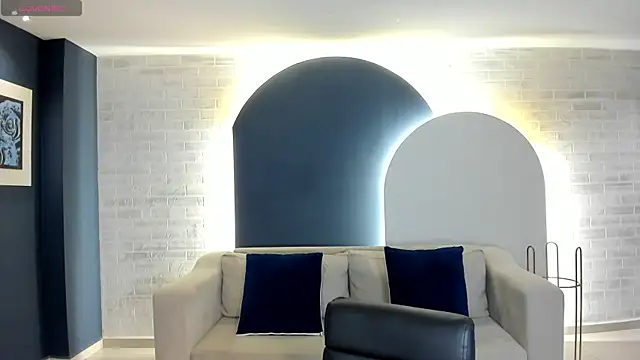 Snapshot of LizzCooper chatting on 10.31.25 LizzCooper online show from 10.31.25