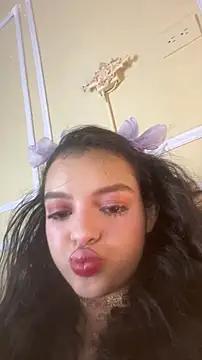 AriaHeavenss online show from 11.21.25