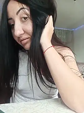 Lili Doris online show from 09.28.25