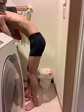 Snapshot of aki_2727 chatting on 10.09.25 aki 2727 online show from 10.09.25