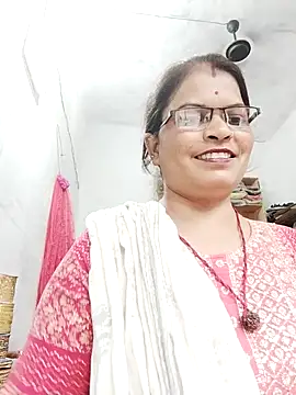 Snapshot of Bhavna_hot chatting on 09.18.25 Bhavna hot online show from 09.18.25