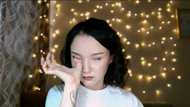 Snapshot of DemiWildcat chatting on 09.15.25 DemiWildcat online show from 09.15.25