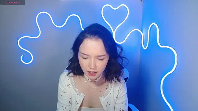 Snapshot of DemiWildcat chatting on 10.04.25 DemiWildcat online show from 10.04.25