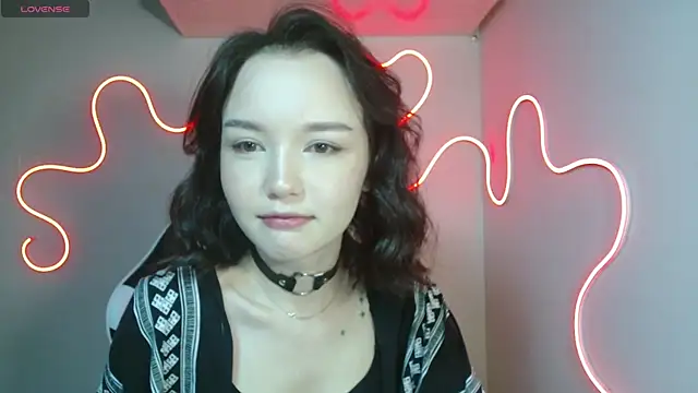 Snapshot of DemiWildcat chatting on 10.05.25 DemiWildcat online show from 10.05.25