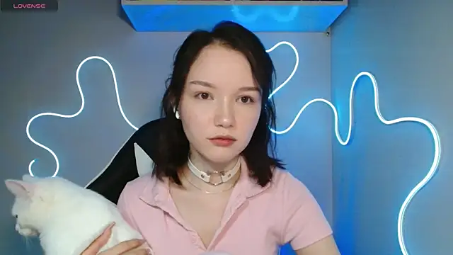 Snapshot of DemiWildcat chatting on 10.21.25 DemiWildcat online show from 10.21.25