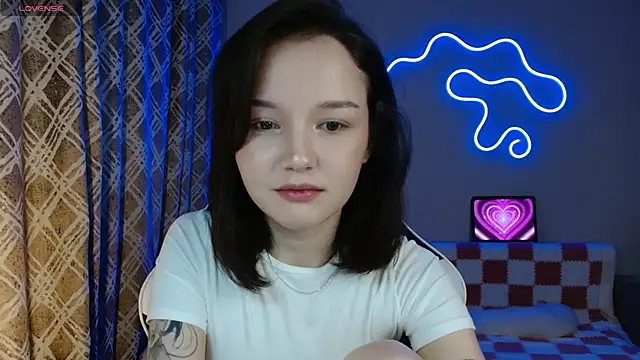 Snapshot of DemiWildcat chatting on 11.28.25 DemiWildcat online show from 11.28.25