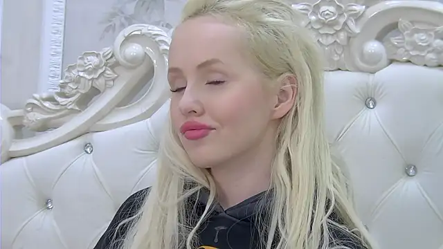 EllieFrosty  online show from 11.07.25