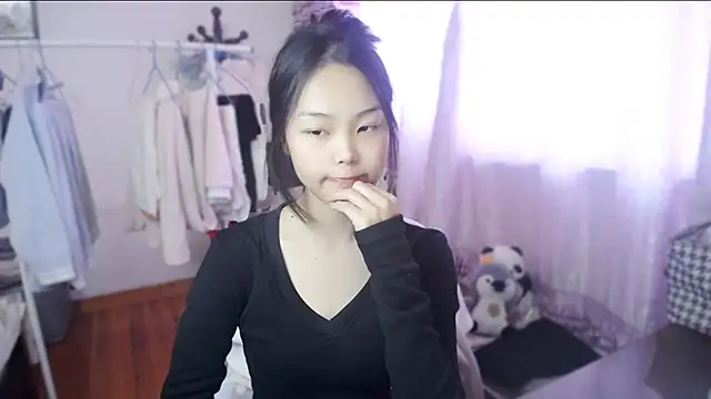 Snapshot of yao-yao_ chatting on 11.25.25 yao-yao online show from 11.25.25