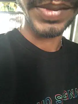 Snapshot of kavi1q1 chatting on 10.22.25 kavi1q1 online show from 10.22.25