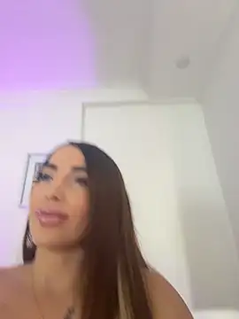 Snapshot of jessy_rios chatting on 05.27.26 jessy rios online show from 05.27.26