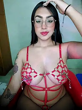 Snapshot of Linda_Saenz_ chatting on 09.08.25 Linda Saenz online show from 09.08.25