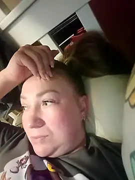 Kiss Eva online show from 03.17.26