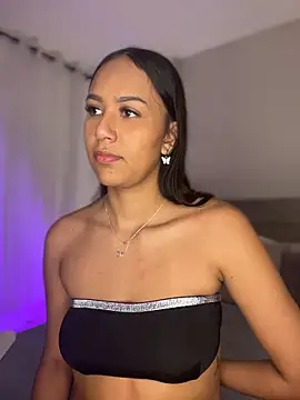 Snapshot of MiilaBlake chatting on 02.18.26 MiilaBlake online show from 02.18.26