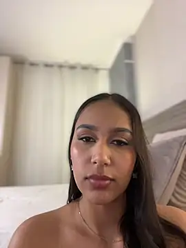 Snapshot of MiilaBlake chatting on 04.05.26 MiilaBlake online show from 04.05.26