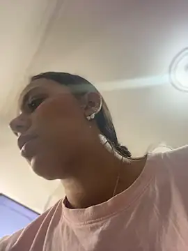 Snapshot of MiilaBlake chatting on 04.06.26 MiilaBlake online show from 04.06.26