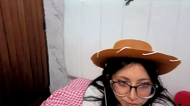 VioletxBloom online show from 12.19.25