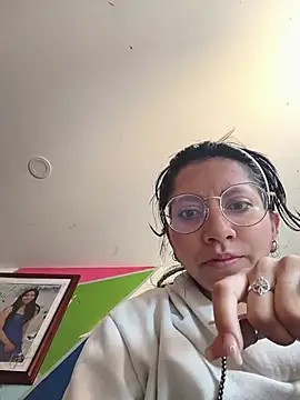 VioletxBloom online show from 03.01.26