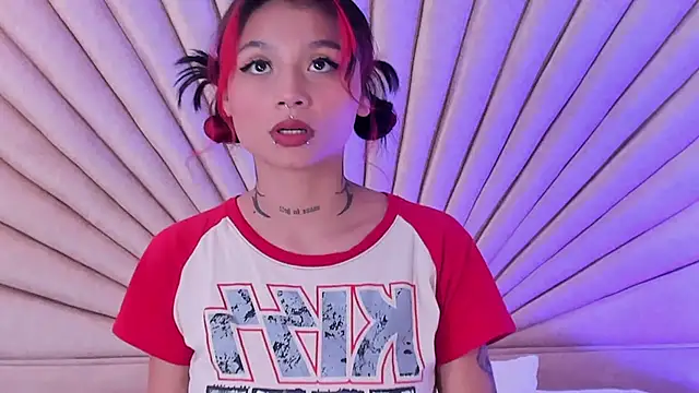 EmaDuff online show from 10.02.25