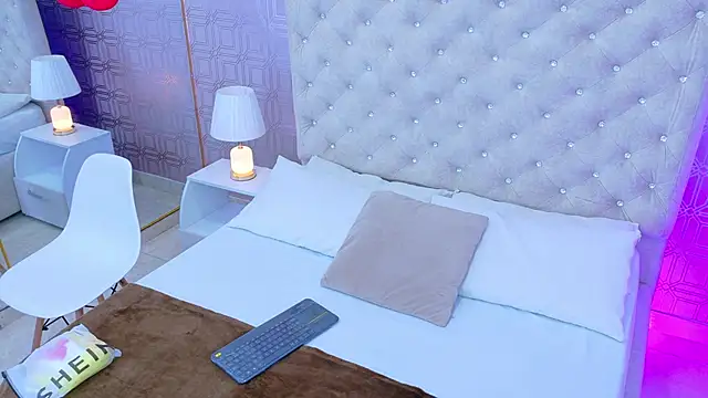 Snapshot of Samanta_Isel chatting on 02.20.26 Samanta Isel online show from 02.20.26