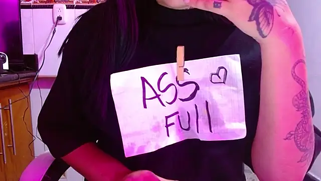 Danna Nasty online show from 10.16.25