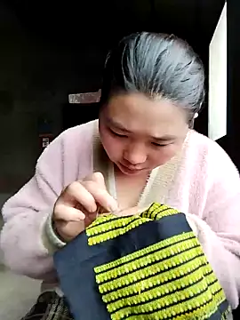 quynhkoolbae online show from 03.23.26