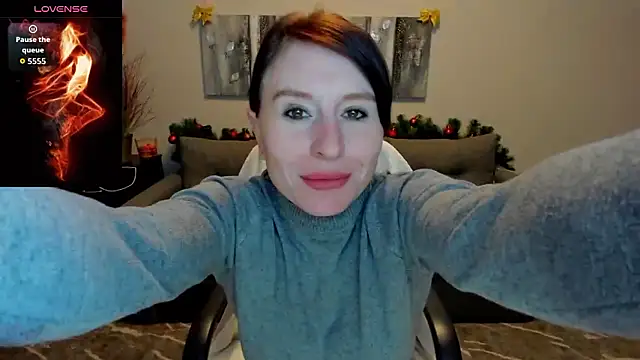 Betty Jone online show from 01.12.26