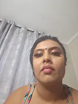 Indian GlowingMiax online show from 11.13.25