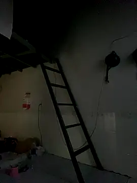 Snapshot of linh21107 chatting on 09.25.25 linh21107 online show from 09.25.25