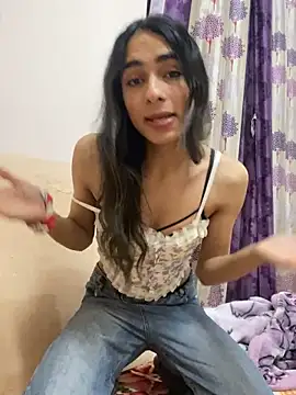 Snapshot of kaylee_demm chatting on 02.03.26 kaylee demm online show from 02.03.26