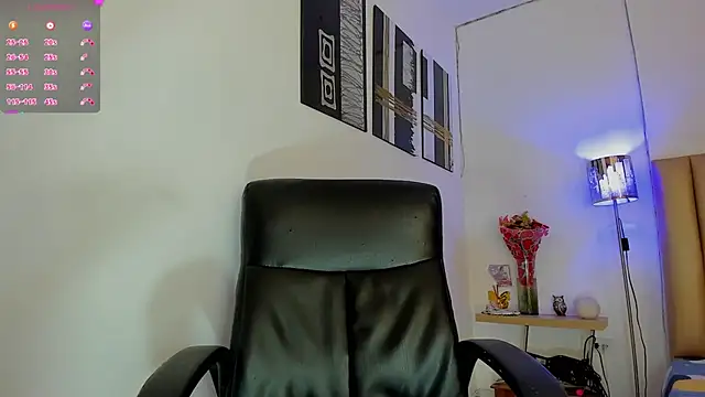 Princess Brunette online show from 10.14.25