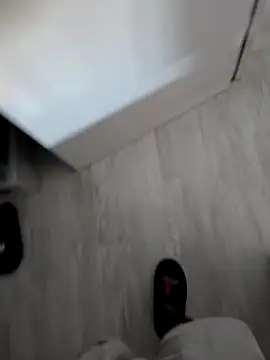 Snapshot of xxxfeo chatting on 09.17.25 xxxfeo online show from 09.17.25