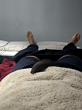 Snapshot of xxxfeo chatting on 11.24.25 xxxfeo online show from 11.24.25