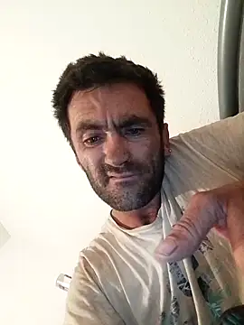 Snapshot of Pedro_35_Zorro chatting on 10.04.25 Pedro 35 Zorro online show from 10.04.25