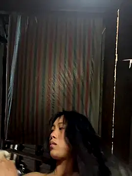 EmLy02 online show from 12.20.25