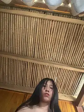 EmLy02 online show from 04.11.26