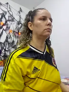 Nina vallon online show from 10.20.25