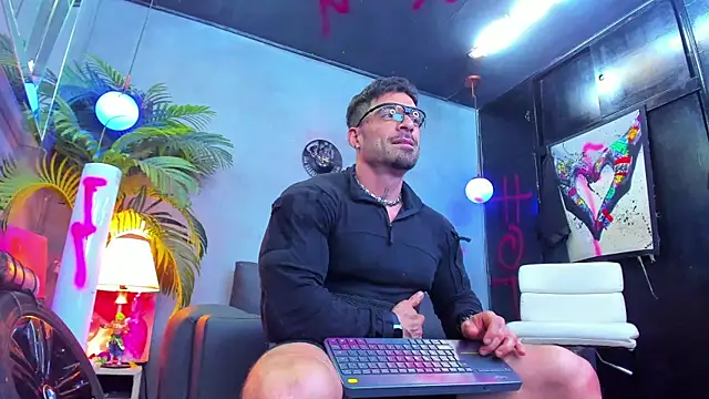 Snapshot of dennis_cox1 chatting on 09.09.25 dennis cox1 online show from 09.09.25