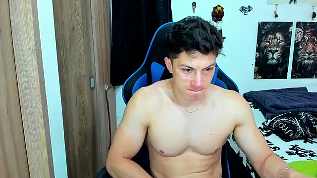 javiersexymann online show from 02.17.25