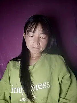 Snapshot of -mina--- chatting on 09.10.25 -mina--- online show from 09.10.25