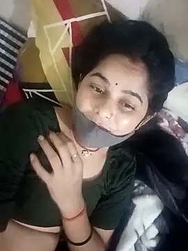 JULEE-740 online show from 10.26.25